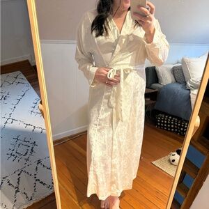 Victoria's Secret Gold Label Cream Satin Robe